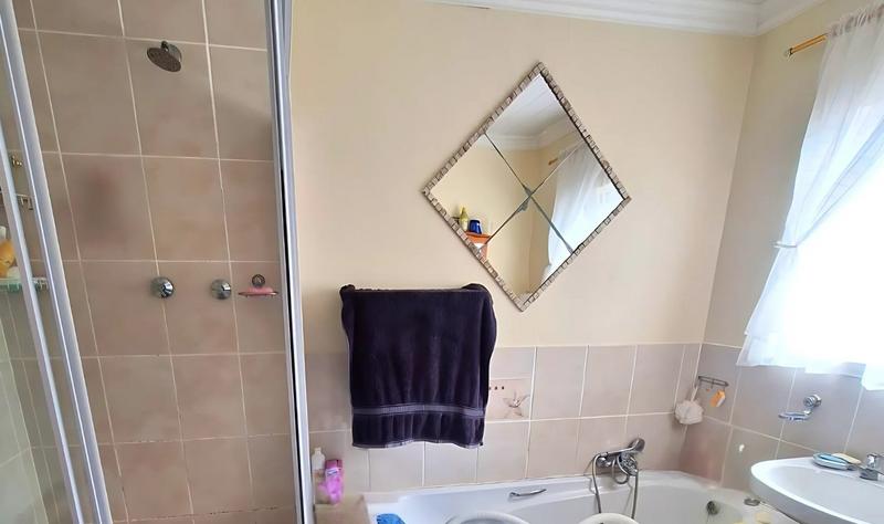 5 Bedroom Property for Sale in Dana Bay Western Cape